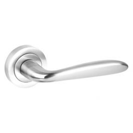 Round Rose Door Handle - Lincoln - Fire Rated - Polished Chrome - Pair ...